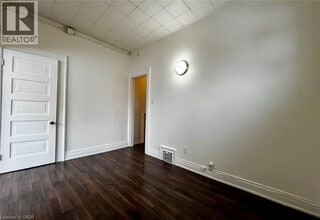 299 Central Ave in London, ON - Building Photo - Building Photo