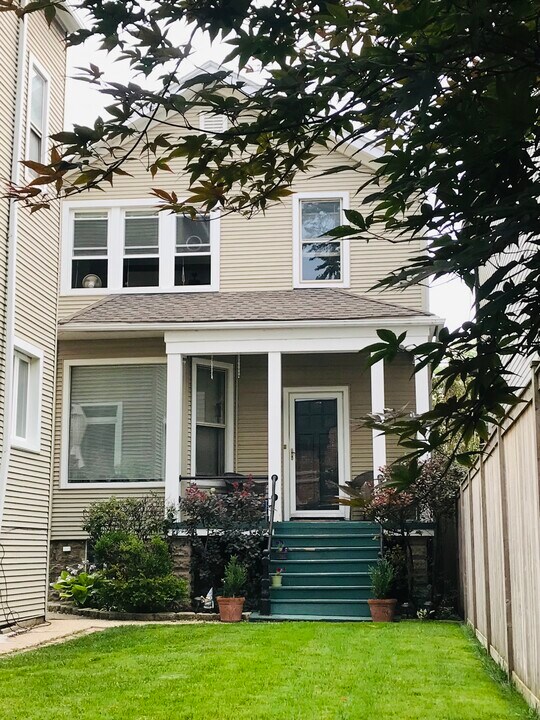 4343 N Oakley Ave in Chicago, IL - Foto de edificio