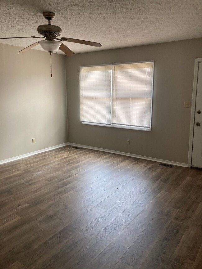 1385 W Allen St in Bloomington, IN - Building Photo - Building Photo