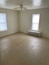 213 Washington St in Mount Pleasant, PA - Building Photo - Building Photo