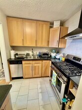 77 Pond Ave in Brookline, MA - Building Photo - Building Photo