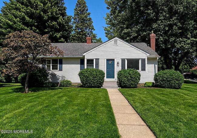 361 Meadowbrook Ave