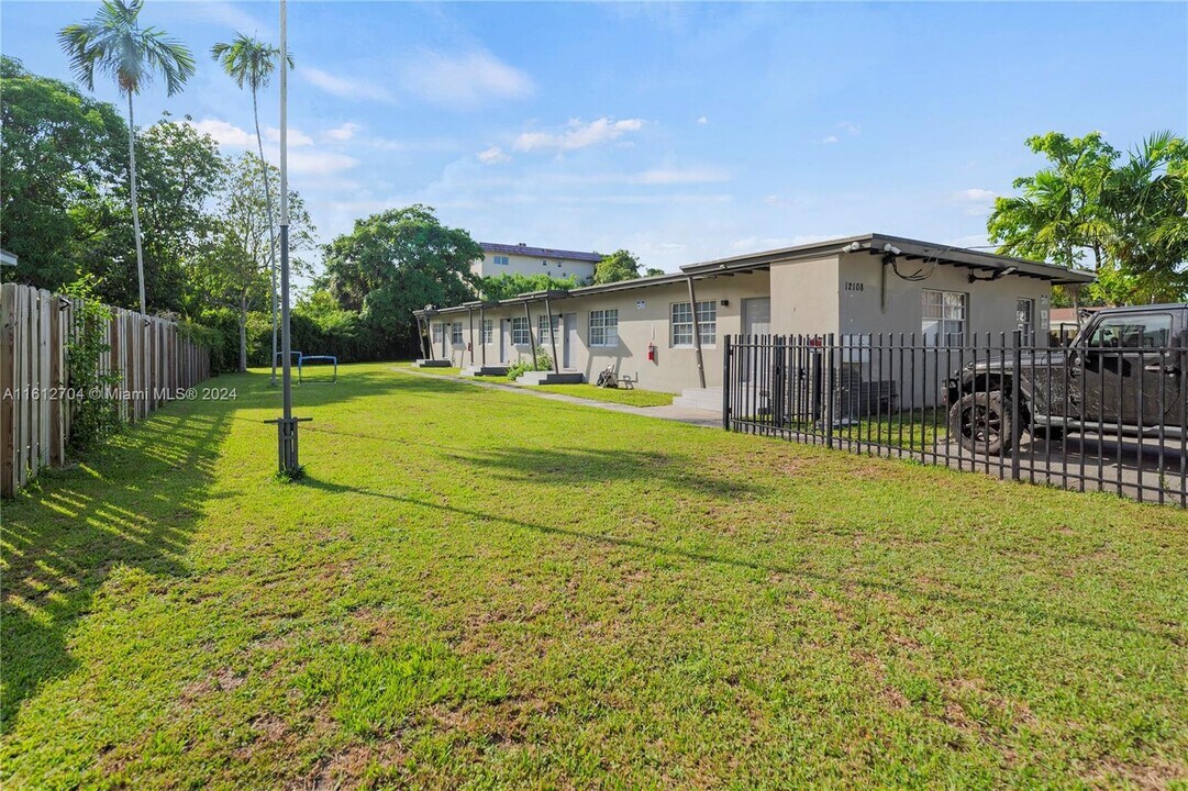 12108 NE 5th Ave, Unit 1 in North Miami, FL - Building Photo