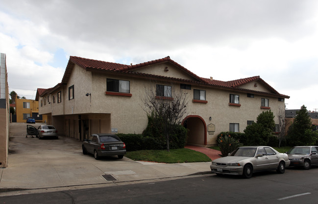 Arizona Street Apartments in San Diego, CA - Building Photo - Building Photo