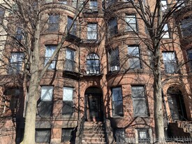 469 Commonwealth Ave, Unit 1 in Boston, MA - Building Photo