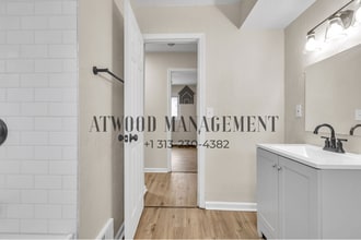 This beautifully updated 3-bedroom, 1-bath single-family home is ready for move-in! in Detroit, MI - Building Photo - Building Photo