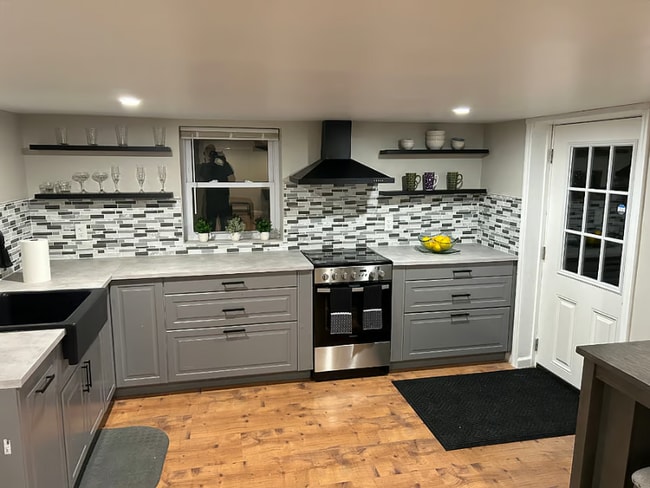 property at 102 Blydenburgh Rd