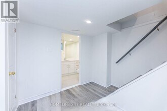 12 Kells Ave in Toronto, ON - Building Photo - Building Photo