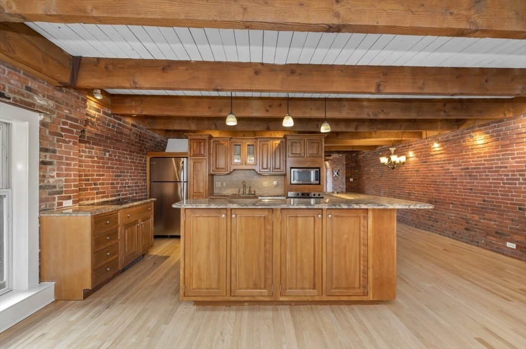 130 Fulton St in Boston, MA - Building Photo
