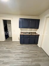 3028 Pratt St in Omaha, NE - Foto de edificio - Building Photo