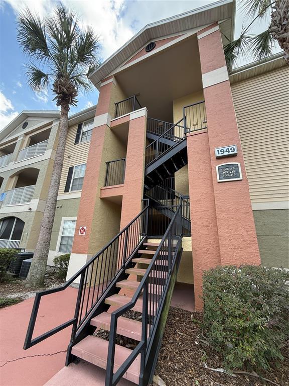 property at 1949 Summer Club Dr