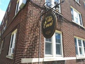 2600 James St in Syracuse, NY - Building Photo