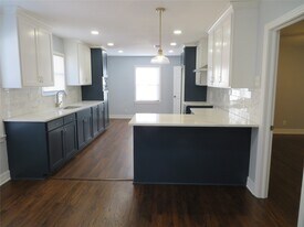 1103 Jocelyn St in Houston, TX - Building Photo