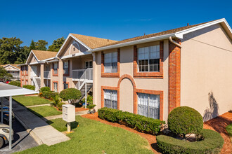 SunnyBrook Condominium in New Port Richey, FL - Building Photo - Building Photo