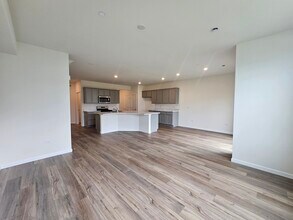 5954 Hawkweed Dr in Naperville, IL - Building Photo - Building Photo
