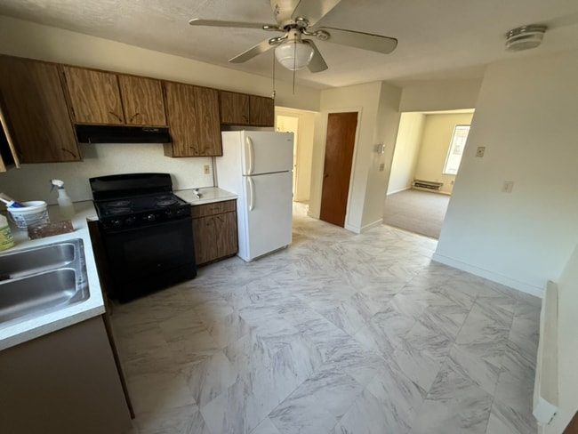 67 Dallas Terrace in Waterbury, CT - Building Photo - Building Photo