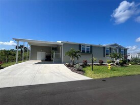 12116 County Rd 769 in Lake Suzy, FL - Building Photo