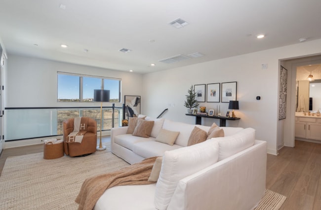 property at 2121 W Sonoran Desert Dr