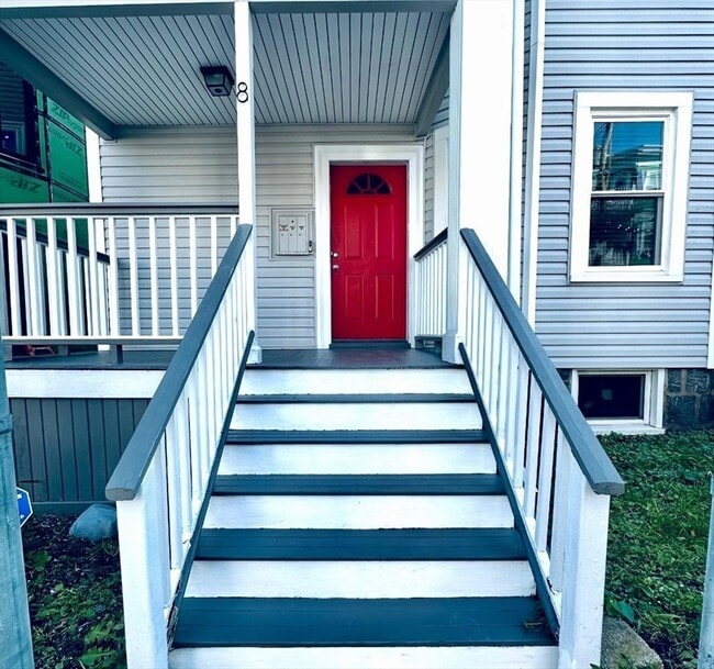 8 Groom St in Boston, MA - Building Photo - Building Photo
