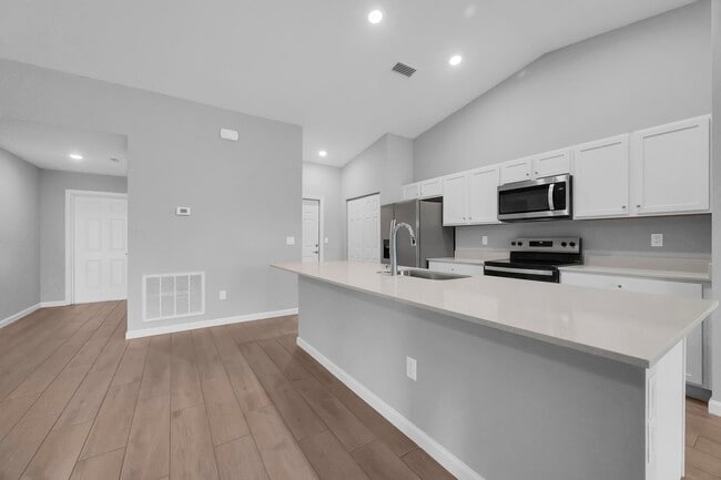 property at 1879 SW Lennox St