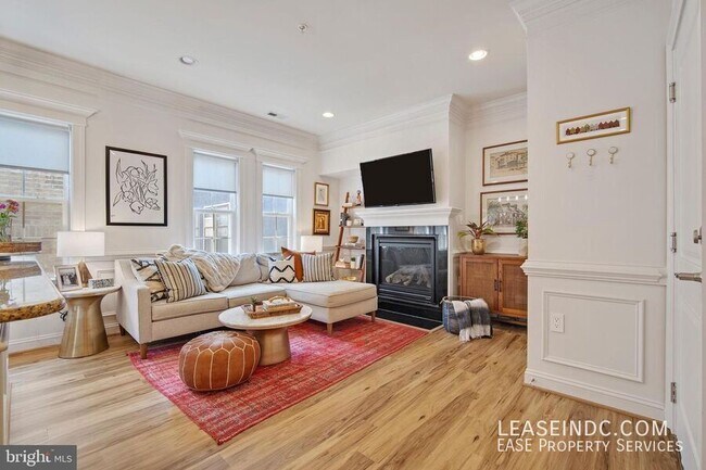 5231 Connecticut Ave NW in Washington, DC - Building Photo - Building Photo