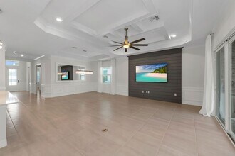 13699 Blue Bay Cir in Ft. Myers, FL - Building Photo - Building Photo