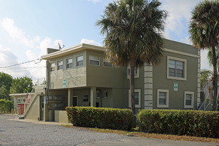 1628 S Dixie Hwy Apartments