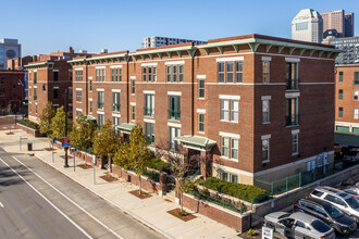 110-120 E Mound St in Columbus, OH - Building Photo - Primary Photo