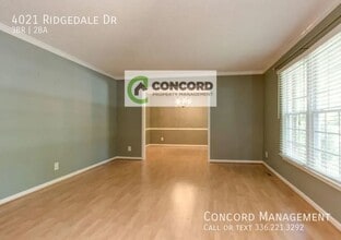 4021 Ridgedale Dr in Greensboro, NC - Foto de edificio - Building Photo