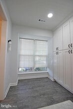 21783 Baldwin Square in Sterling, VA - Building Photo - Building Photo
