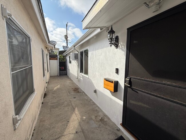 property at 12317 Culver Blvd