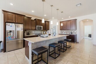 1075 La Bajada Dr in Alamogordo, NM - Building Photo - Building Photo