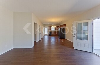 464 White Oak Cir in Lincoln, AL - Building Photo - Building Photo