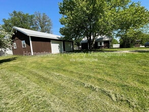 6132 IL-162 in Maryville, IL - Building Photo - Building Photo