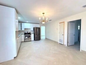 2909 Bismark St in Laredo, TX - Building Photo - Building Photo