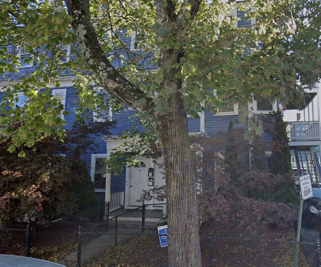 property at 8 Dudley St