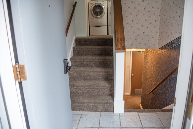 9 Paramount Pky in Wheat Ridge, CO - Building Photo - Building Photo