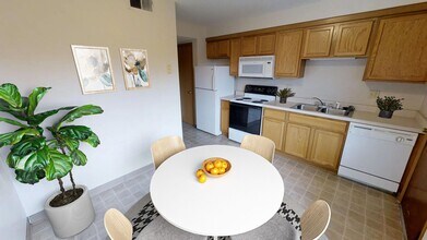 2511 Ferndale Ave in Ames, IA - Building Photo - Building Photo