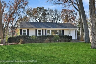 65 Grand Ave in Toms River, NJ - Building Photo - Building Photo