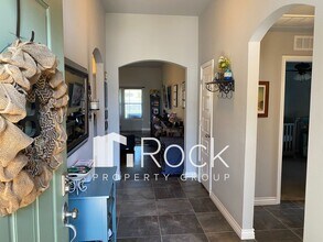 1209 SW 159th Terrace in Oklahoma City, OK - Building Photo - Building Photo