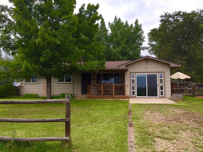 601 Gutcher Dr in Fort Collins, CO - Building Photo - Building Photo