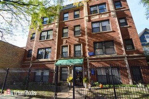 4542 N Damen Ave, Unit M04B Apartments