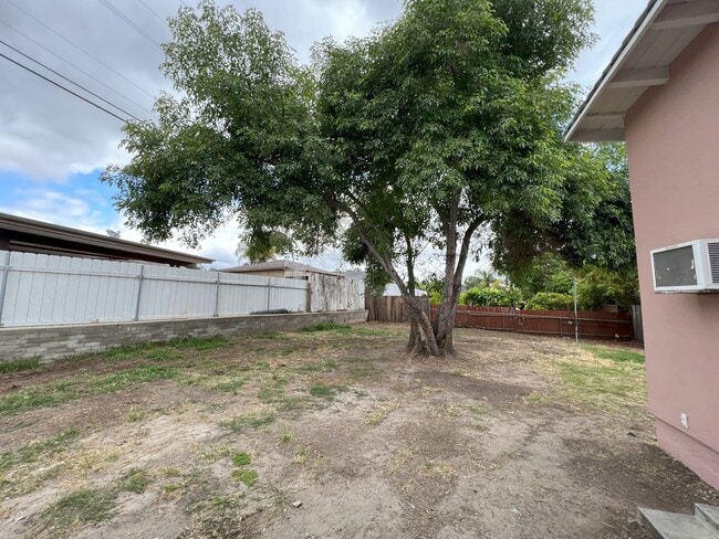 357 Garfield Ave in El Cajon, CA - Building Photo - Building Photo