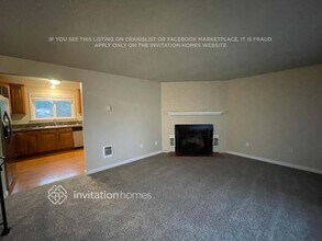 3725 SW 332nd Pl in Federal Way, WA - Building Photo - Building Photo