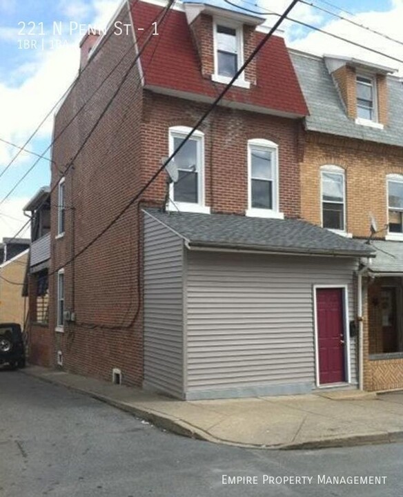 221 N Penn St in Allentown, PA - Building Photo