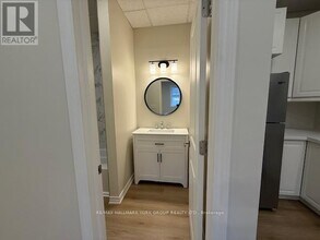 4795 19th Sideroad in King City, ON - Building Photo - Building Photo