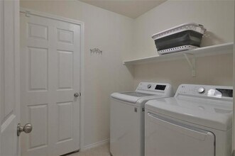 1205 Waggoner Dr in Krugerville, TX - Building Photo - Building Photo