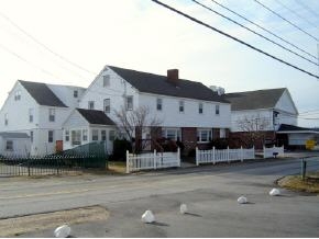 Brown Avenue Apartments in Hampton, NH - Building Photo - Building Photo