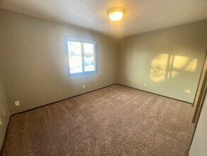 3108 Sycamore Terrace in Sioux City, IA - Foto de edificio - Building Photo