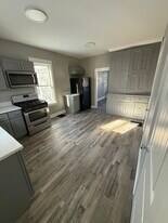 112 North St, Unit unit 1 in La Porte, IN - Building Photo